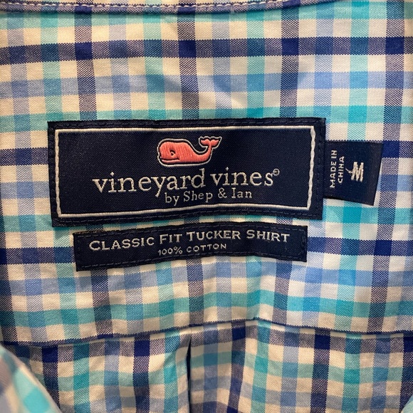 Vineyard Vines Men’s Button Down - Picture 3 of 5